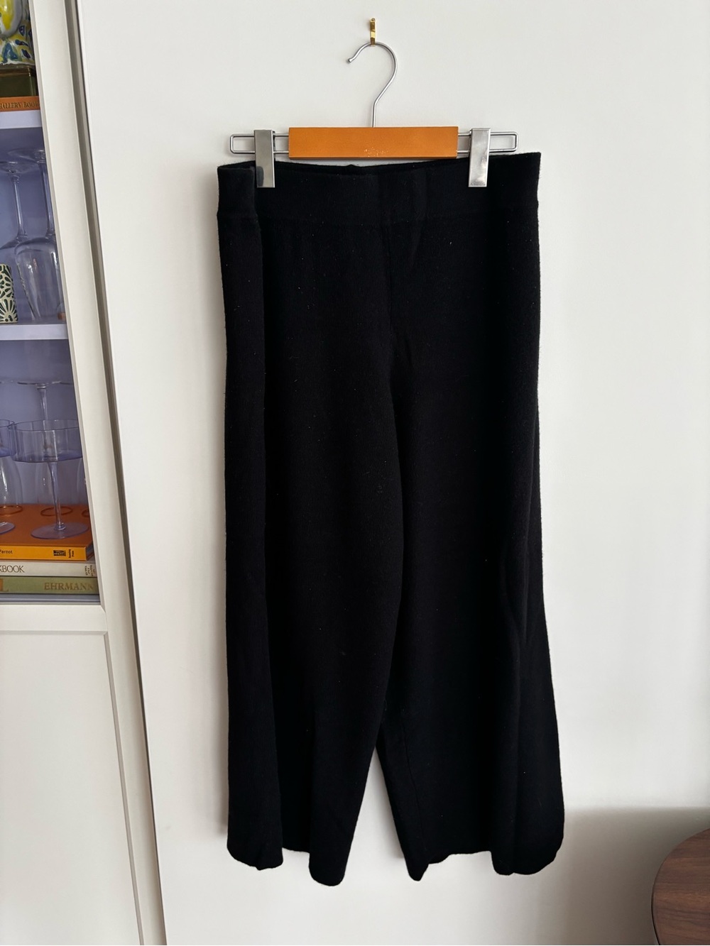 Black Wide-Leg Knit Cropped Pants